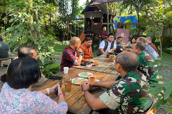 Jelang Pilkada Serentak 2024, KPU Bali dan Forkompinda Bali Gelar Ngopi Bareng bersama Media