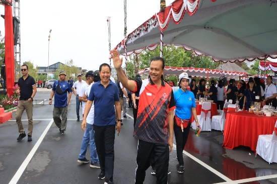 Sekda Dewa Indra Pimpin Jalan Sehat HUT ke-66 Provinsi Bali, Tekankan Pentingnya Kebersamaan