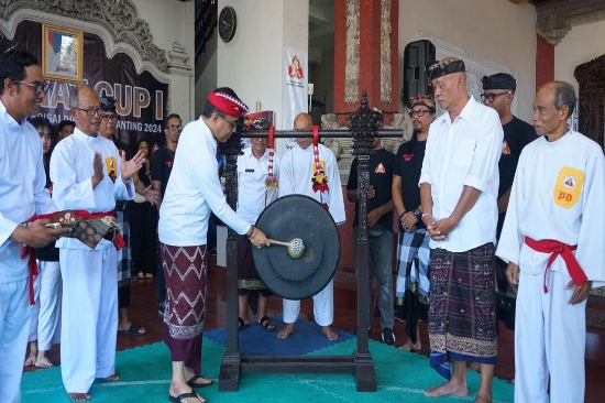 Wali Kota Jaya Negara Buka Kejuaraan Silat Perisai Diri Tainsiat Cup I