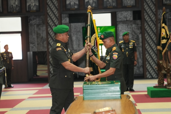 Mayjen Muhammad Zamroni Resmi Jabat Pangdam IX/Udy
