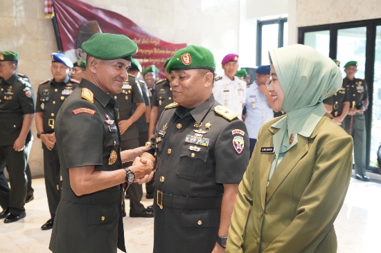 Pangdam IX/Udayana Pimpin Pergantian Irdam dan Danrem 163/WSA