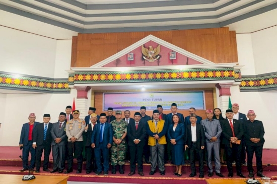 Kapolres Manggarai Hadiri Penutupan Masa Sidang III DPRD Kabupaten Manggarai Tahun 2024