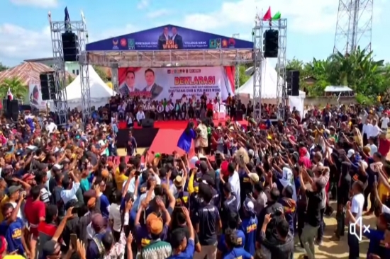 Ribuan Masa Pendukung Edi-Weng Selimuti Kota Labuan Bajo Teriak Kompak Lanjutkan, Menang dan Lantik