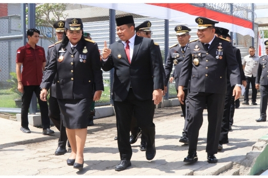 Penyerahan Remisi di LP Kerobokan, Mahendra Jaya Berpesan: Jadikan Pelajaran, Jangan Diulangi Lagi