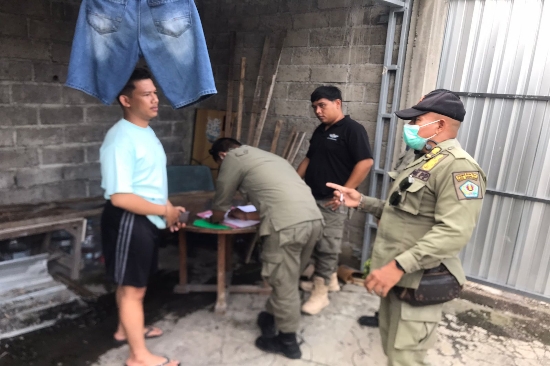 Timbulkan Kebisingan, Bengkel Las di Jalan Gunung Soputan di Panggil Sat Pol PP Denpasar