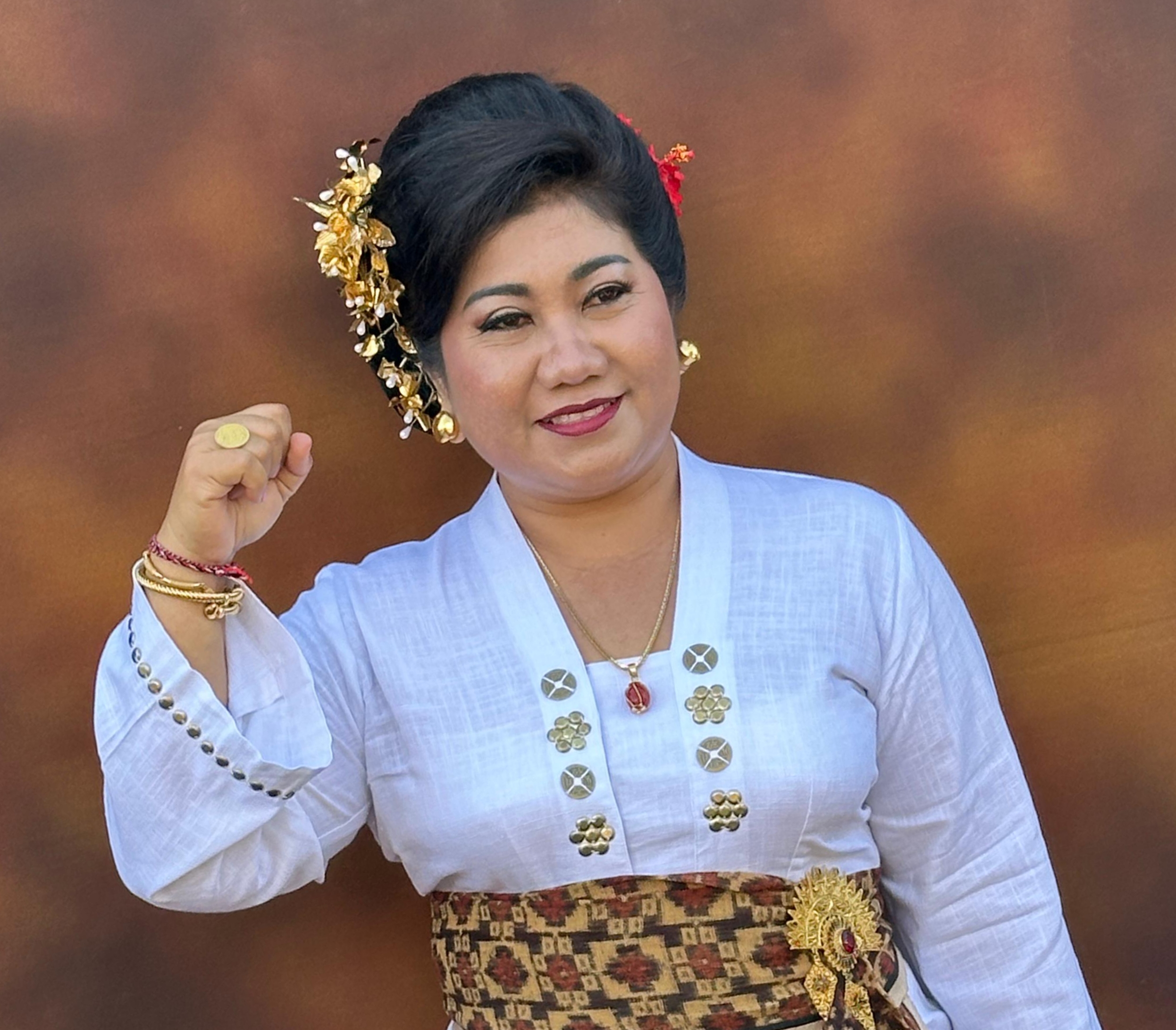 Dilantik Periode Kedua DPRD Provinsi Bali, Sari Galung Ucapkan Terima kasih kepada Masyarakat Kota Denpasar