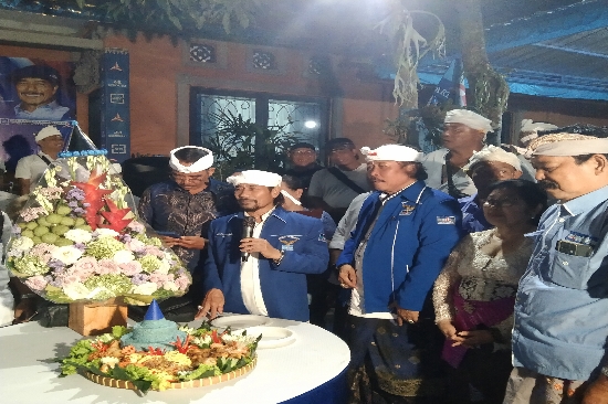 DPC Demokrat Kota Denpasar Gelar HUT ke-23, Gus Cilik: Bicara Pilkada Nanti, Kita Fokus di Perayaan Ulang Tahun Dulu