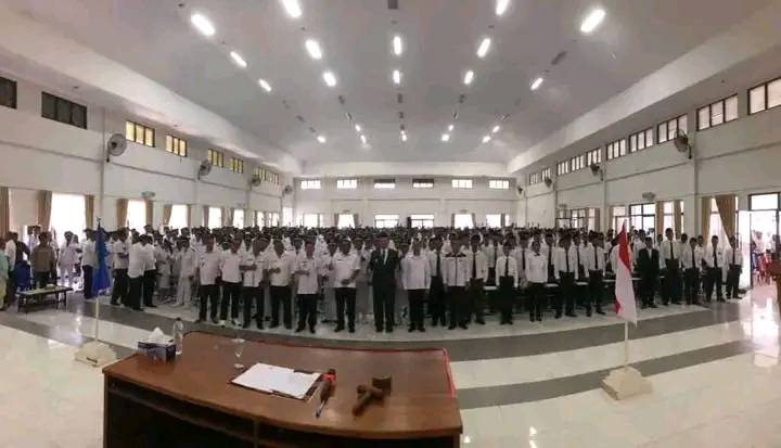 Ratusan Kades dan BPD di Manggarai Timur Resmi Perpanjang Masa Jabatan Menjadi 8 Tahun