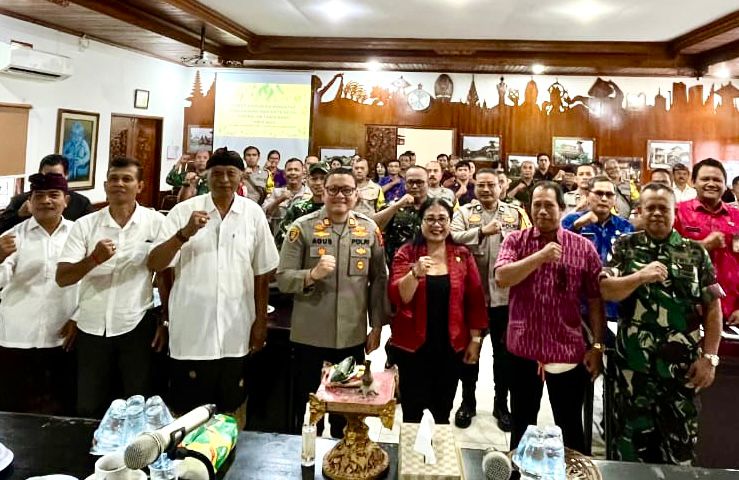 Dukung Pengamanan Natal dan Tahun Baru, Kecamatan Dentim Gelar Rapat Forkopimcam Denpasar Timur