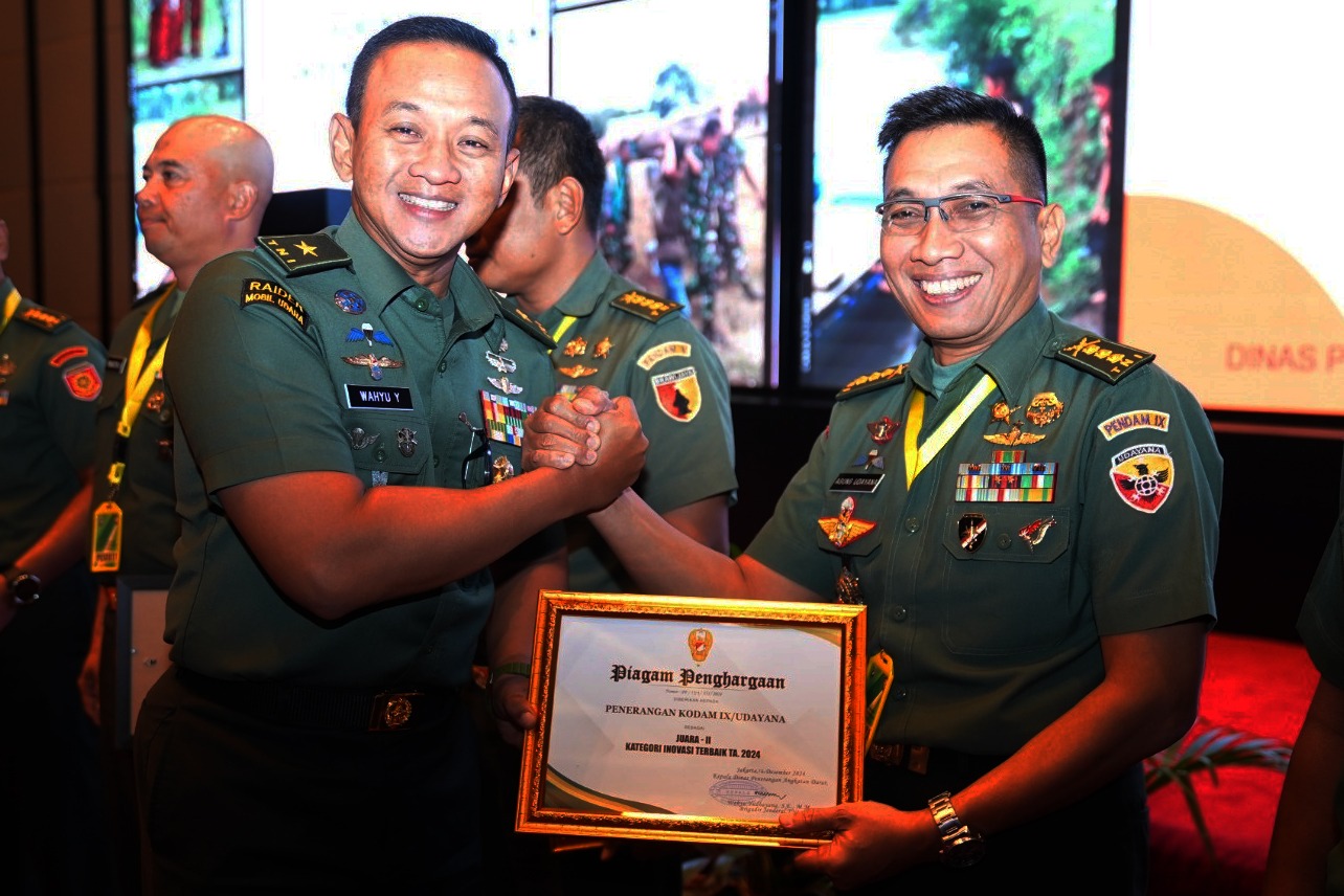 Pendam IX/UDY Raih Penghargaan Satuan Penerangan Terbaik