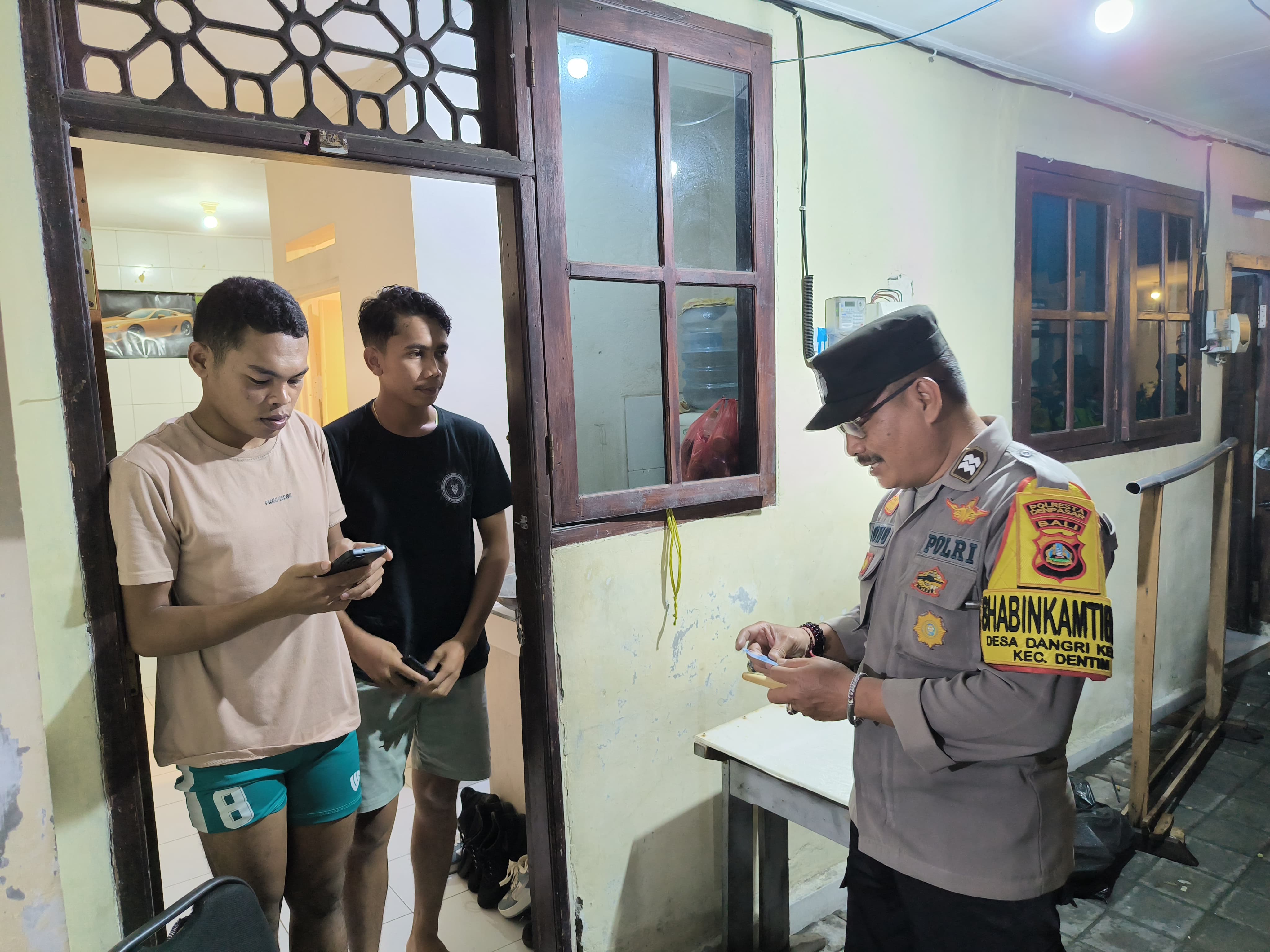 Sasar Wilayah Banjar Yang Batu Kauh, Desa Dangin Puri Kelod Gelar Penertiban Penduduk Non Permanen