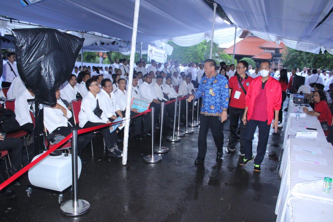 Sekda Denpasar Alit Wiradana Tinjau Langsung Hari Terakhir Seleksi Kompetensi PPPK Kota Denpasar Tahun 2024