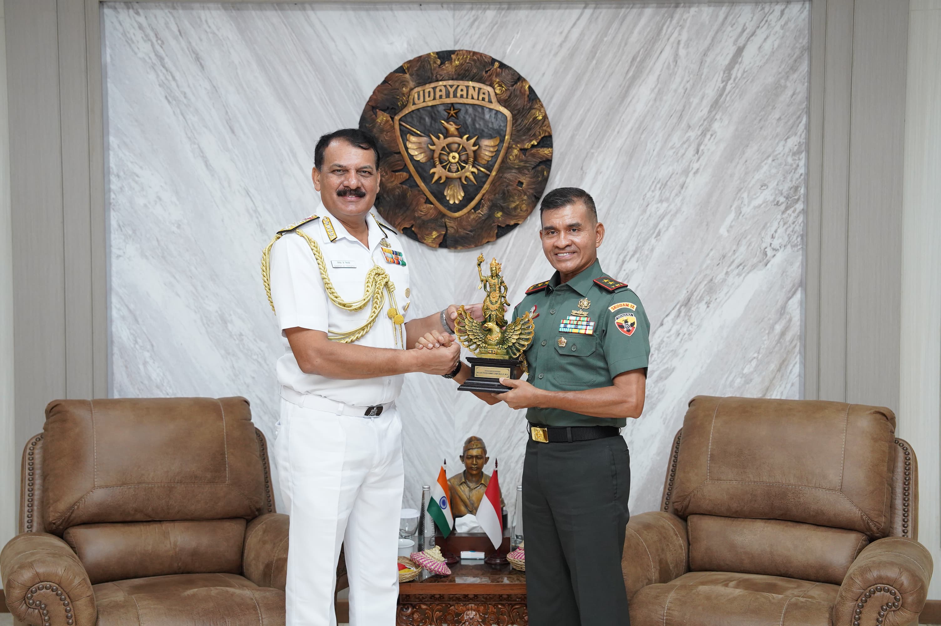 Diterima Pangdam Zamroni, Kepala Staf Angkatan Laut India Kunjungi Kodam IX/Udayana