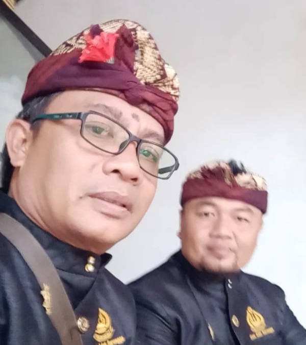 Permakluman Prosesi Mendak Ratu Gede Tojan Dan Ratu Gede Sarimerta Klungkung Rangkaian Karya di Pura Desa Adat Tedung