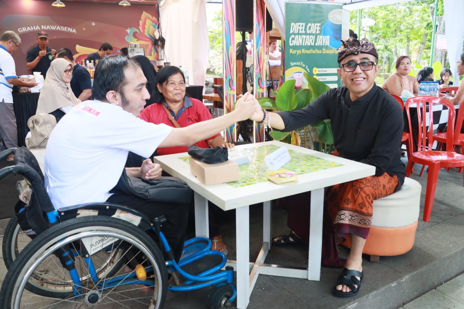 Wujudkan Kota Inklusi, Beri Kesempatan yang Sama: Wali Kota Jaya Negara Beri Ruang Kreativitas Disabilitas di Ajang Denfest ke-17