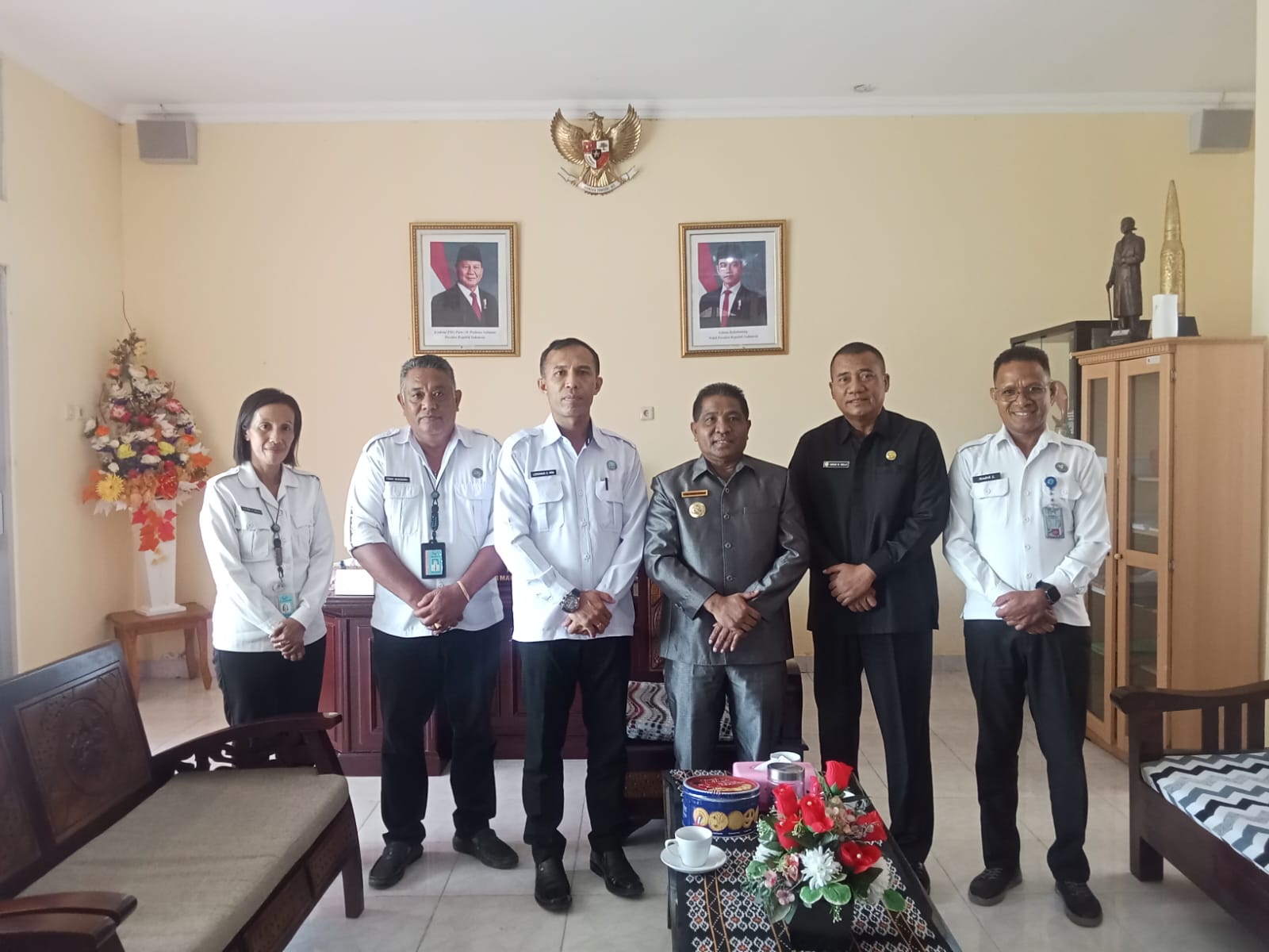 Kepala BNNK Rote Ndao Sillaturahmi dengan Pj. Bupati Rote Ndao