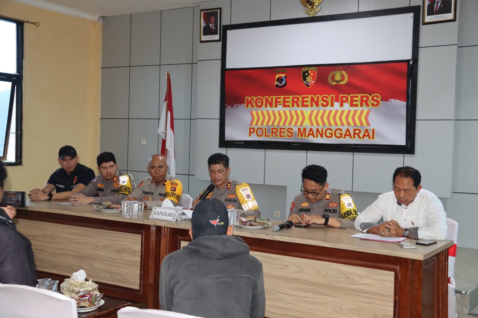 Kapolres Manggarai: Terima kasih Atas Kerja Sama Dengan Rekan-Rekan Media, Selamat Tahun Baru 2025