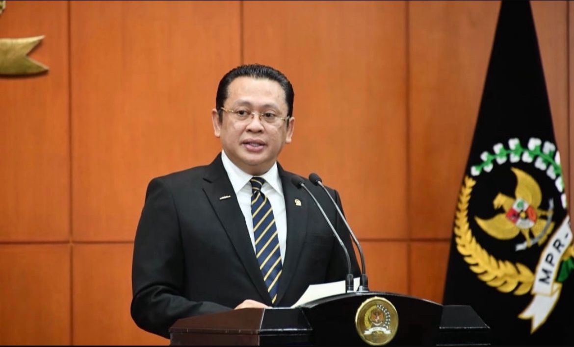 Catatan Politik Senayan