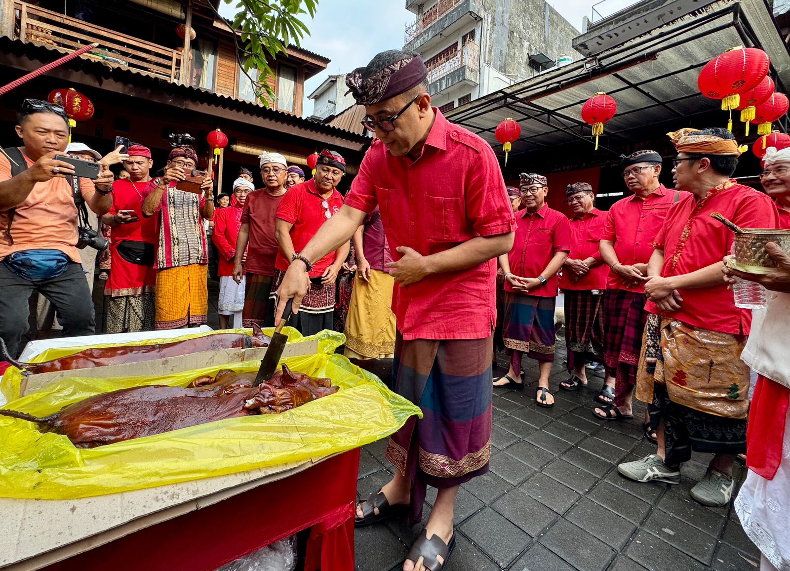 Wali Kota Jaya Negara Hadiri Semarak Ritual Imlek Inkulturasi Budaya Tahun 2025