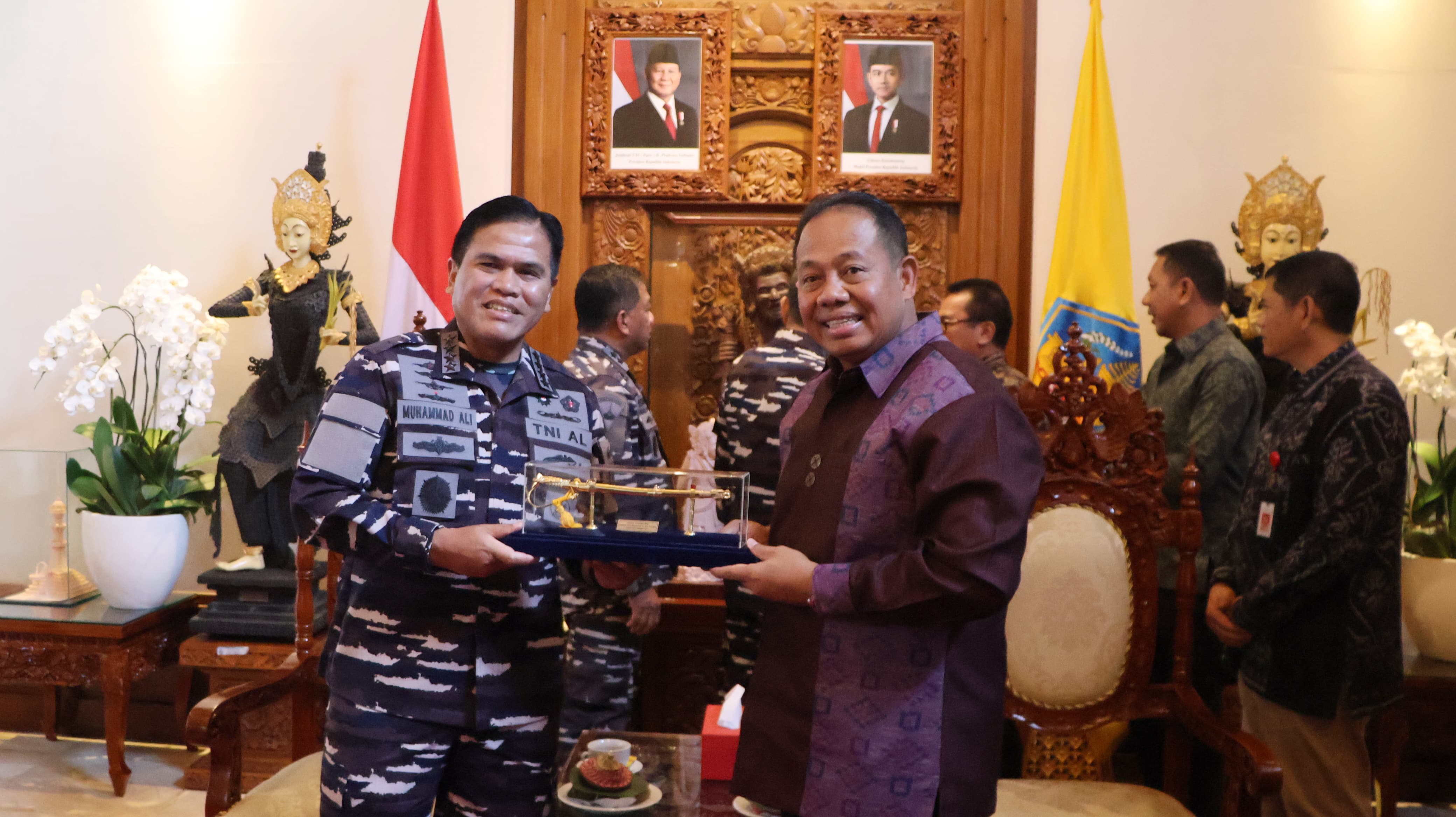 Terima Kepala Staf TNI AL, Pj. Gubernur Mahendra Jaya Dukung Penuh Pelaksanaan MNEK 2025 di Bali