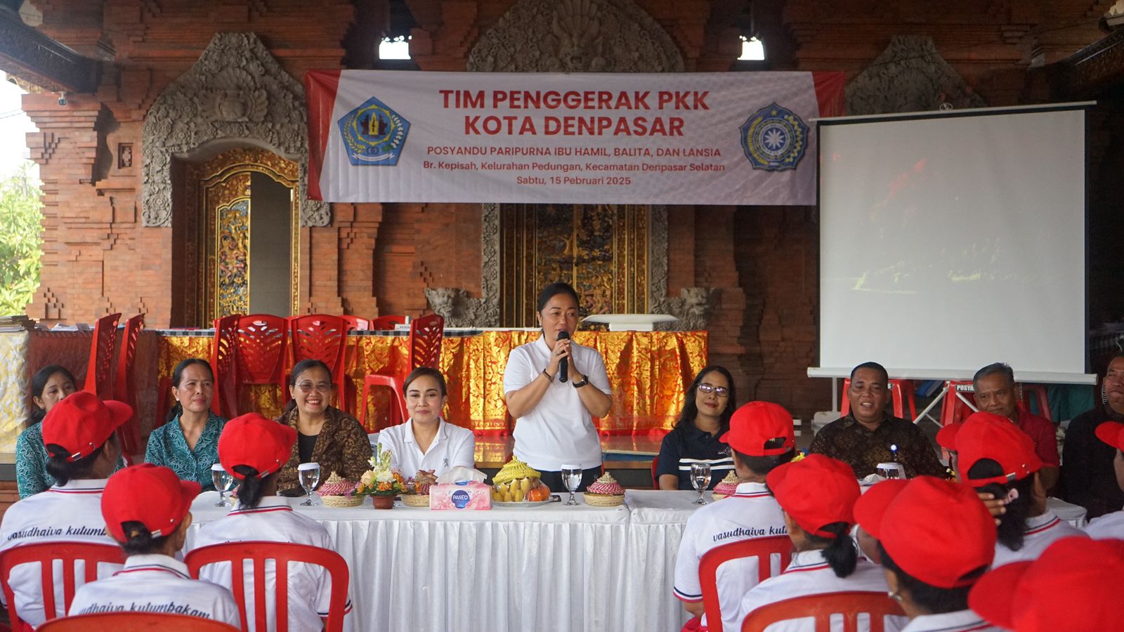 Ny. Antari Jaya Negara Buka Posyandu Paripurna Densel, Tekankan Komitmen Pemkot Kuatkan Pelayanan Dasar