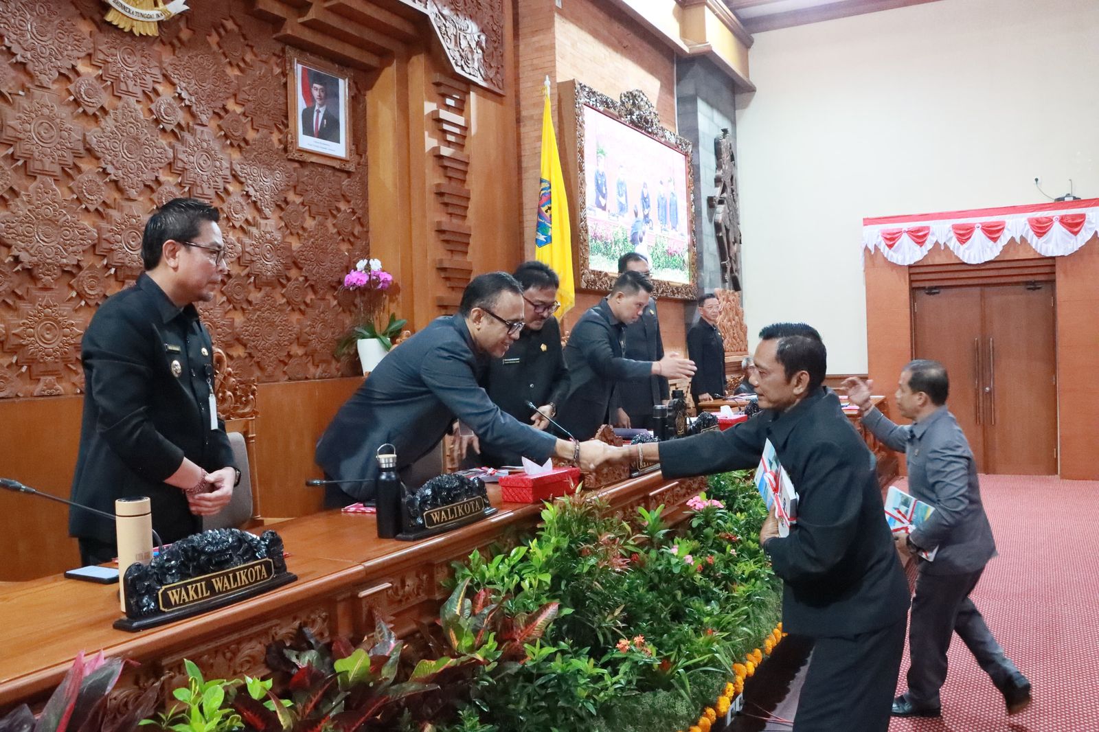 Sidang Paripurna Ke-5 Masa Persidangan I DPRD Denpasar, Wali Kota Jaya Negara Sampaikan Rancangan Awal RPJMD Kota Denpasar Tahun 2025-2029