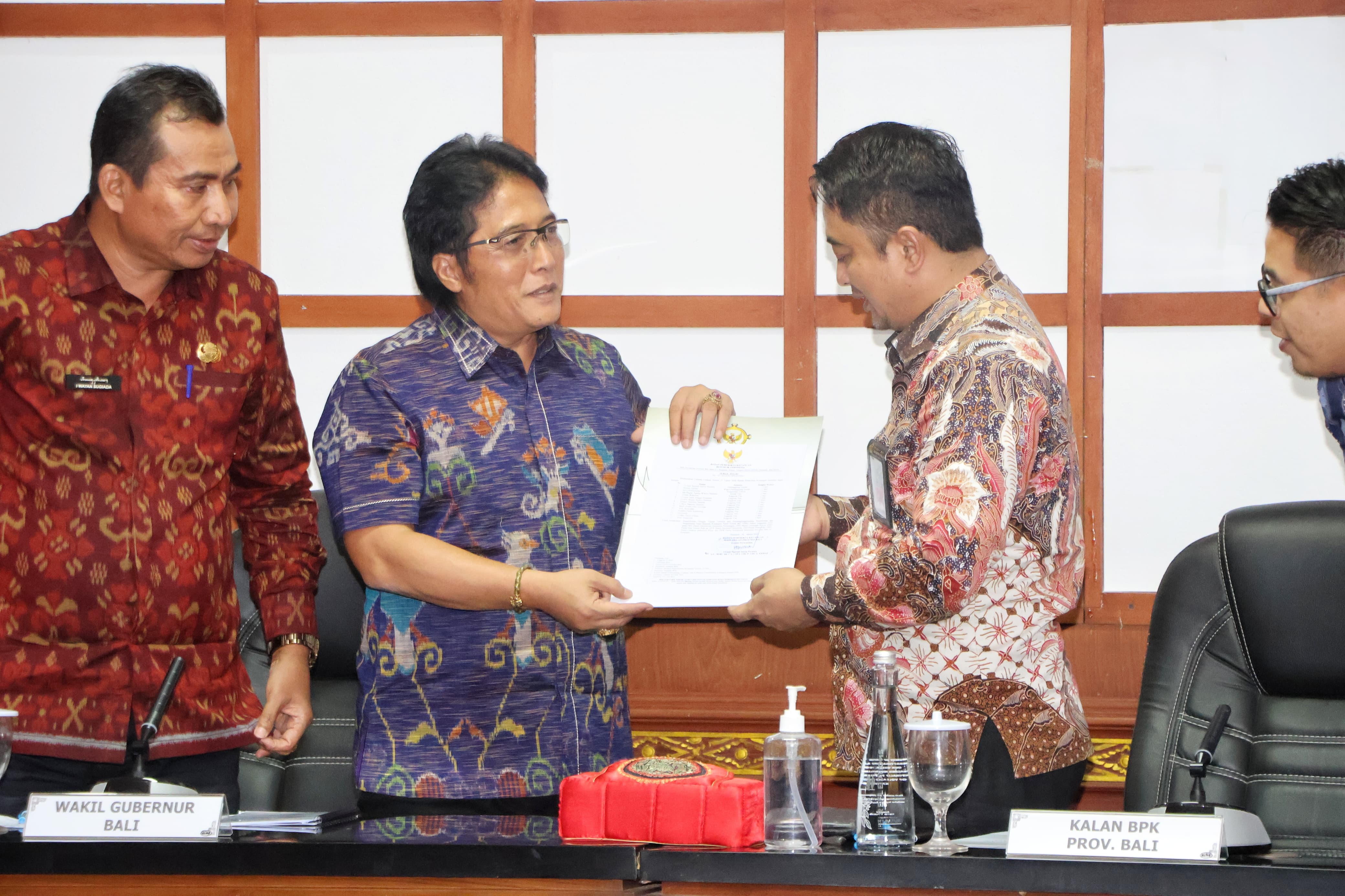Wagub Giri Prasta: Pemprov Bali Tetap Berkomitmen Tinggi dalam Perbaikan Pengelolaan Keuangan dan Aset Daerah