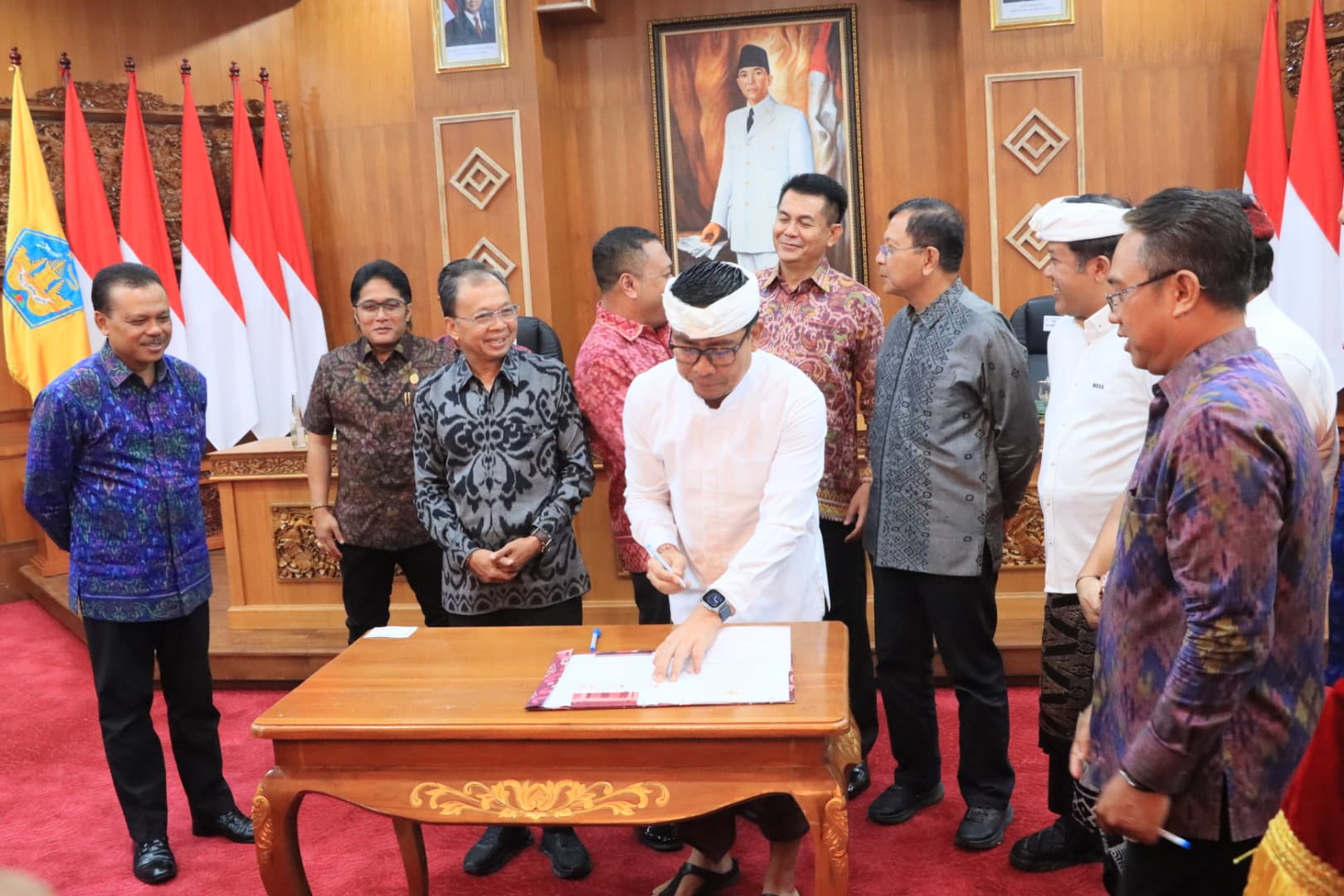 Penandatanganan Naskah Kesepakatan Bersama dengan Pemprov Bali Pemkot Denpasar Tegaskan Komitmen Dukung Pembangunan Berkelanjutan