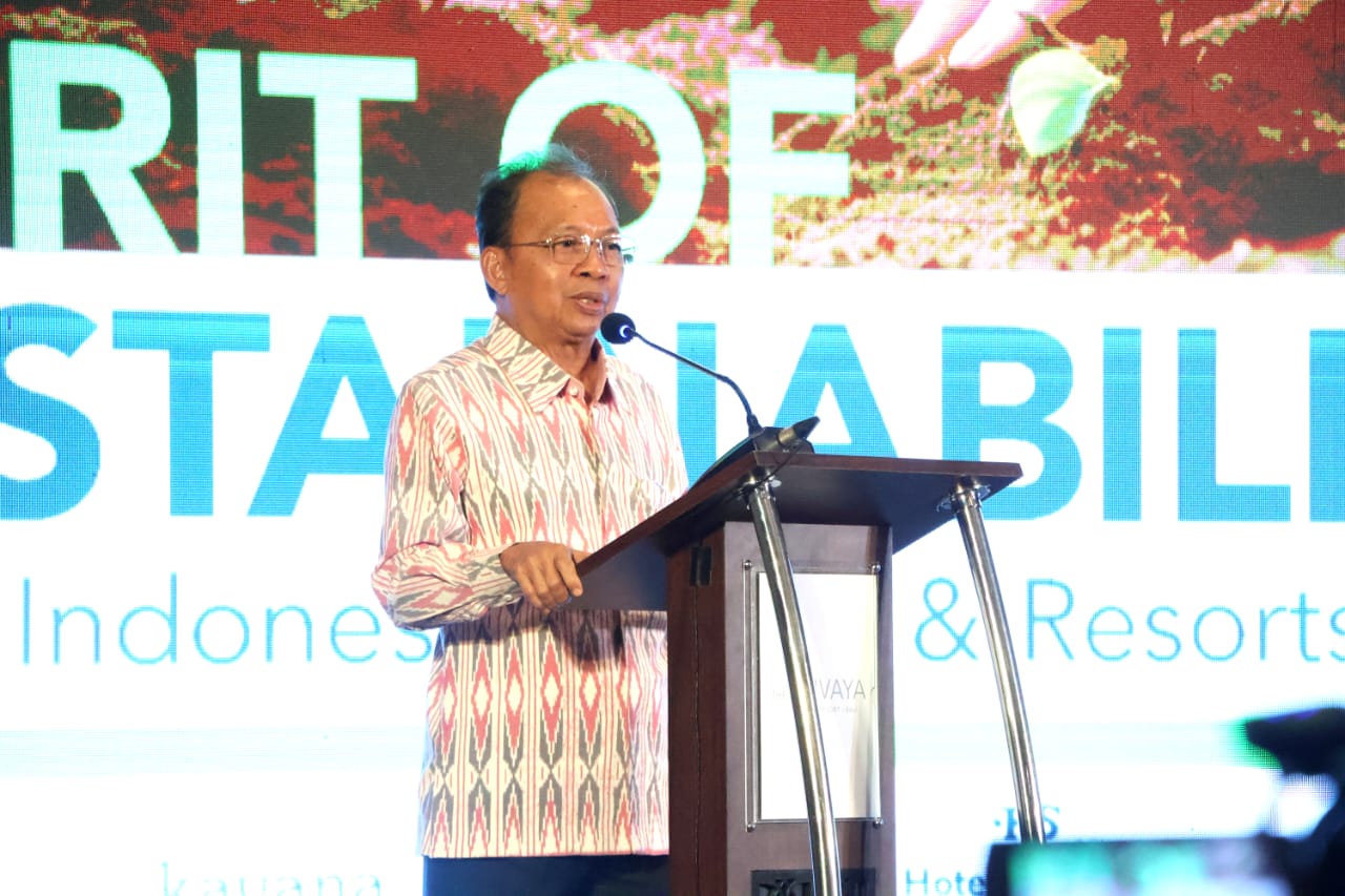 Resmikan PLTS Atap Anvaya Hotel, Gubernur Koster: Murah dan Ramah Lingkungan, Pelaku Usaha Bisa Lakukan Hal Serupa