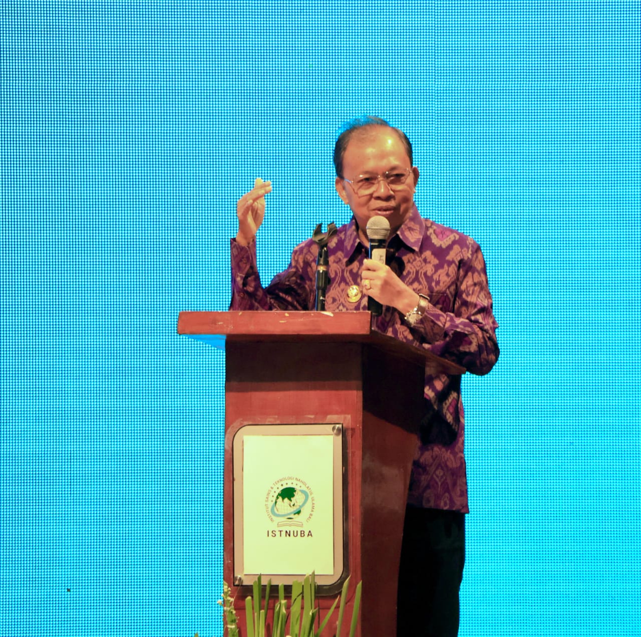 Staf Ahli Kemendiktsaintek Puji Gubernur Koster sebagai Peneliti Berpengalaman, LPTPBNU Doakan Tetap Semangat Bangun Bali
