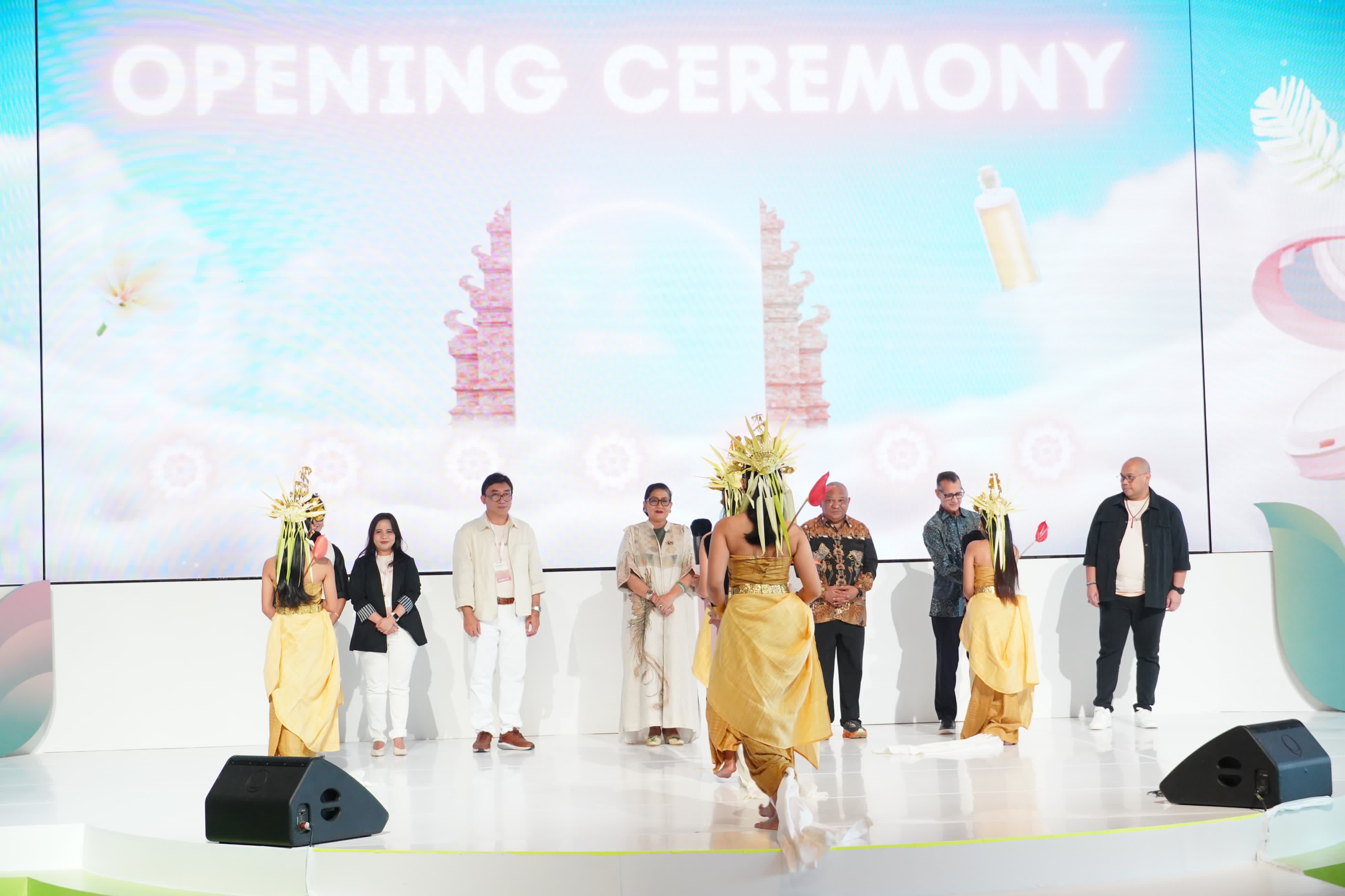 Digelar Pertama Kalinya, Ny. Putri Koster Harap Beautiverse Angkat Produk Kesehatan Tradisional