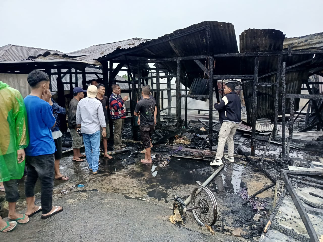Rumah Terbakar di Kelurahan Pitak, Bocah 4 Tahun Tewas Terpanggang si Jago Merah