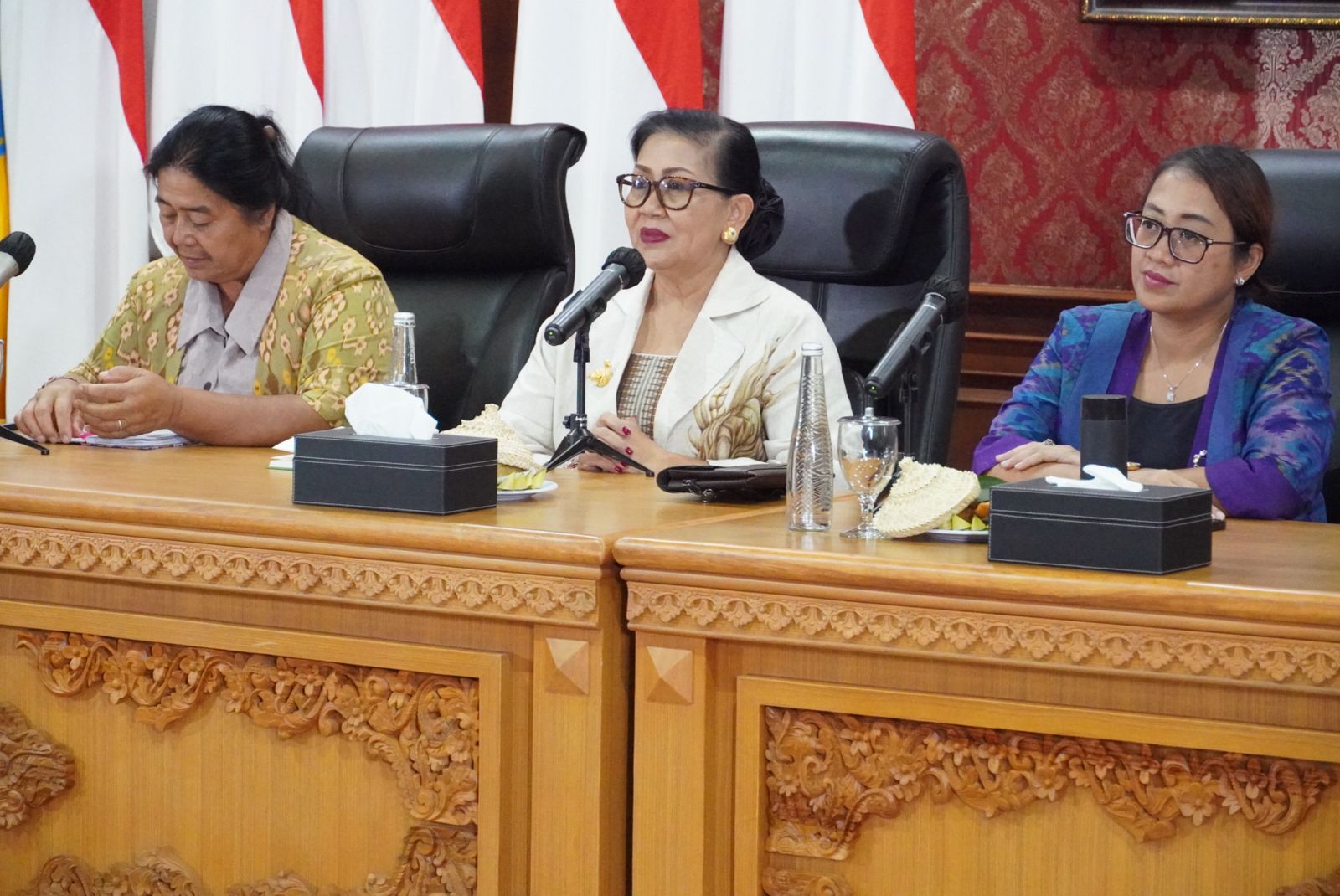 Kelola Sampah Organik, Ibu Putri Koster Dorong Tempat Ibadah Bangun Teba Modern