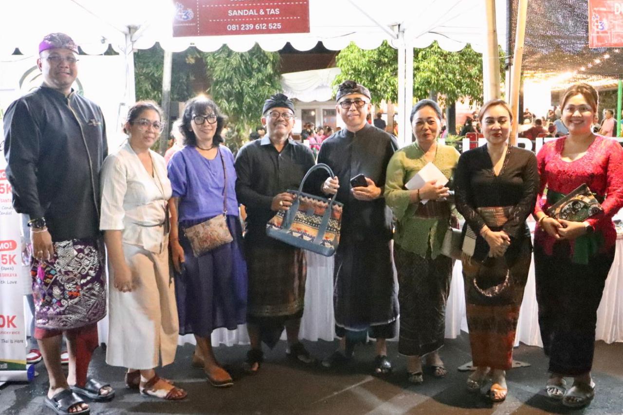 Wali Kota Jaya Negara Hadiri Puncak HUT ke 43 Tahun Desa Dangin Puri Kauh