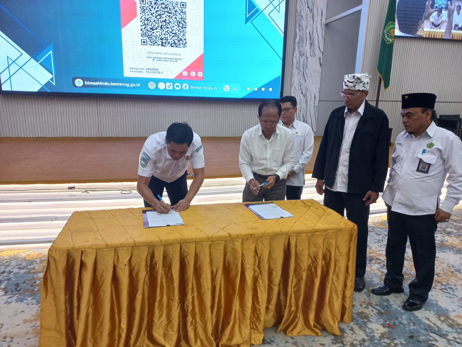 BDDN dan Ditjen Bimas Hindu Teken MoU, Dorong ASN Punia Tiap Bulan