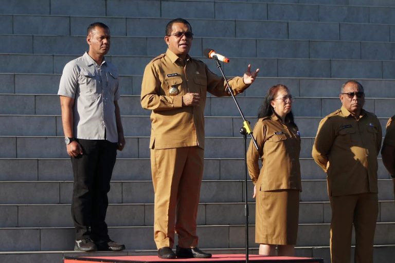 Gubernur NTT Melki Laka Lena, Pimpin Apel Bersama Seluruh ASN Lingkup Pemerintah Provinsi NTT