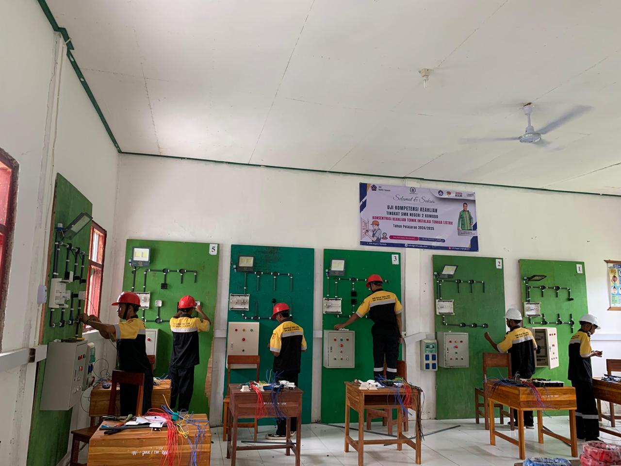 SMKN 2 Komodo dan Indomaret Malang Jalin Kerja Sama Strategis untuk Penyaluran Tenaga Kerja