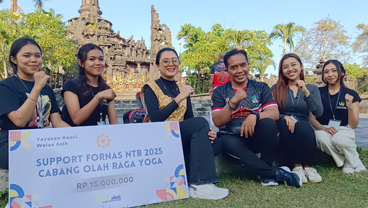 Yayasan Kaori Welas Asih Support Fornas NTB 2025 Cabor Yoga Sebesar Rp 15 Juta 