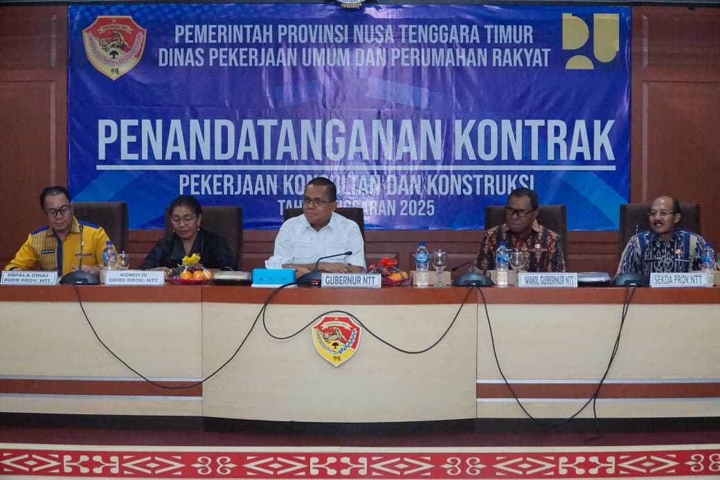 Gubernur Melki Resmi Membuka Kegiatan Penandatangan Kontrak Pekerjaan Konsultasi dan Konstruksi TA. 2025 Lingkup Dinas PUPR Provinsi NTT