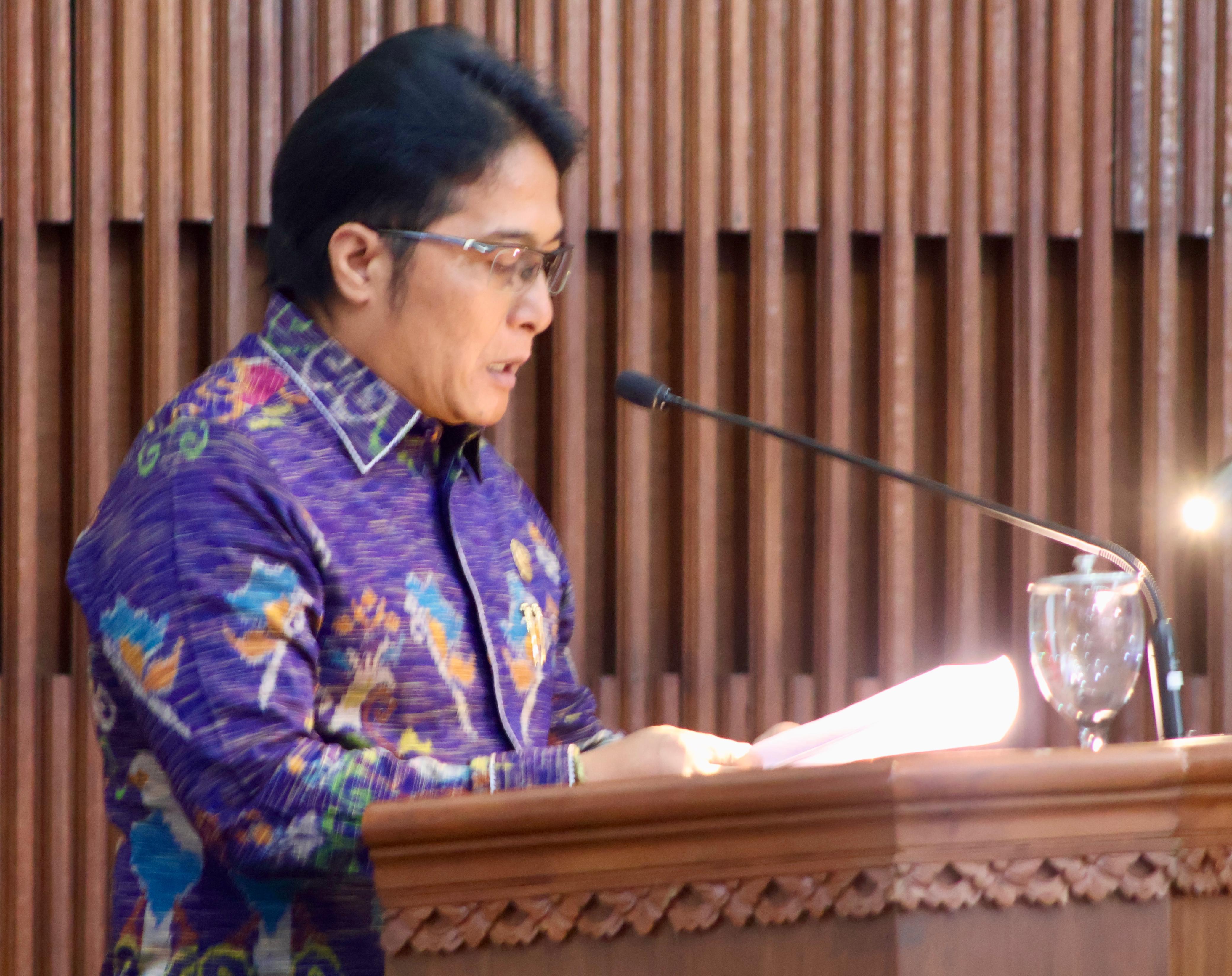 Akomodasi Kepentingan Driver Bali, Wagub Apresiasi Raperda Inisiatif Dewan tentang ASKP Berbasis Aplikasi