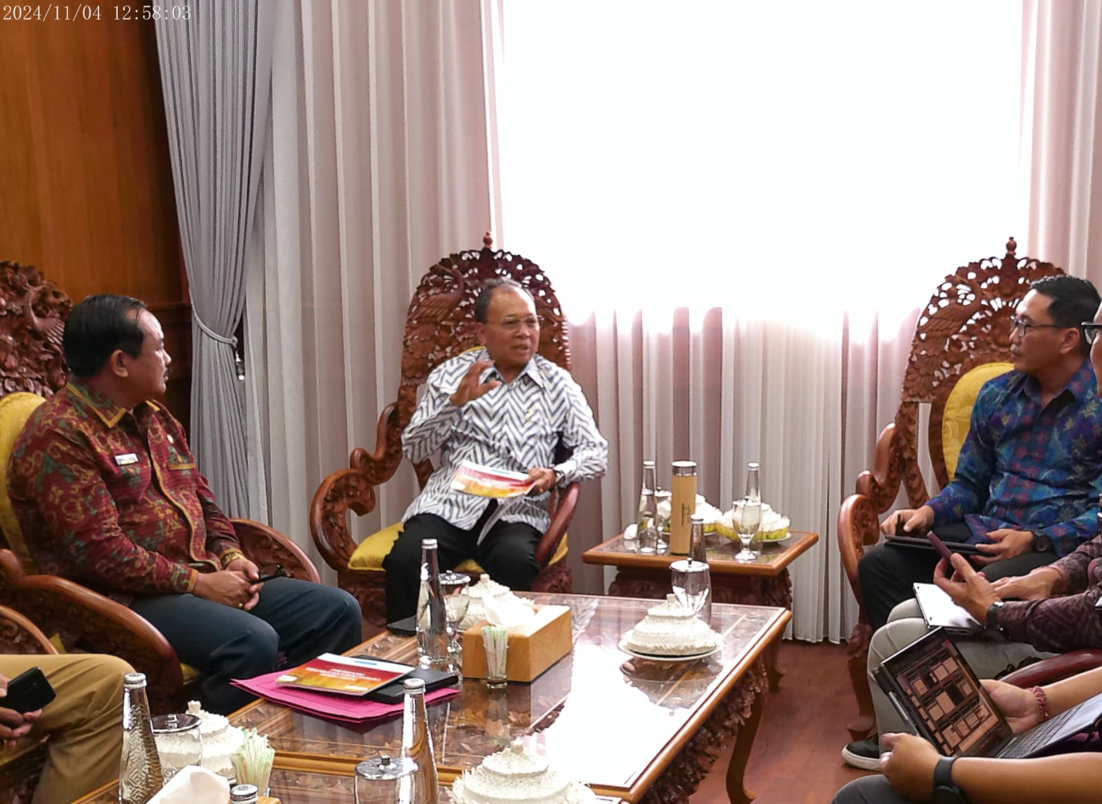 Diundang sebagai Narasumber Depan Ratusan Pegawai BPS, Gubernur Koster Ajak Lakukan Sensus Kebudayaan, Kendaraan hingga Jumlah Pengangguran