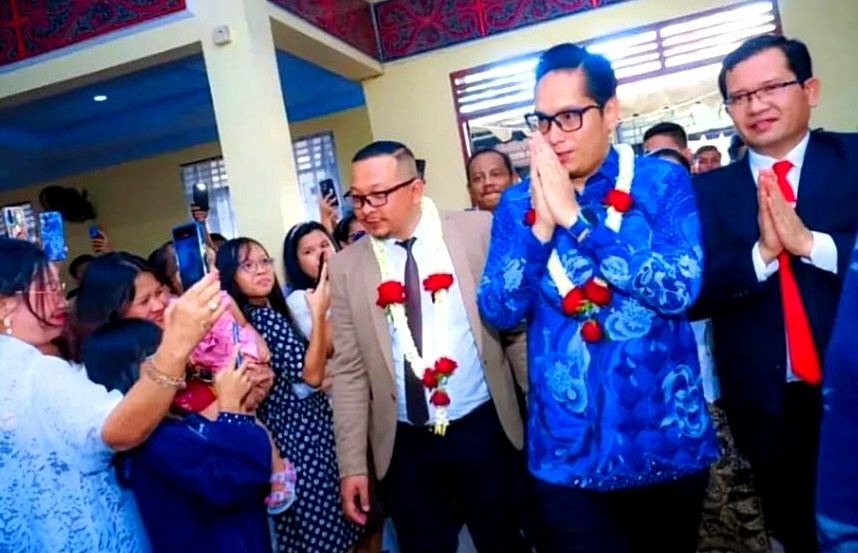 Wali Kota Medan Hadiri Pesta Puncak Tahun Transformasi HKBP Distrik 31 Medan Utara