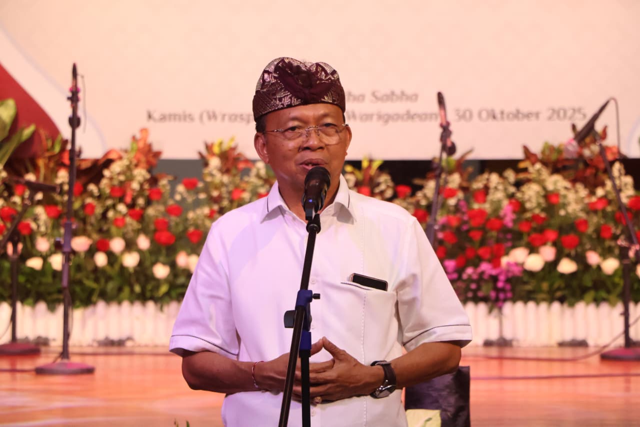 Diapresiasi Komisi VII DPR RI, Kepemimpinan Koster Jadikan Bali Role Model Nasional Pariwisata Berkelanjutan, Energi Bersih, dan Tangani Sampah