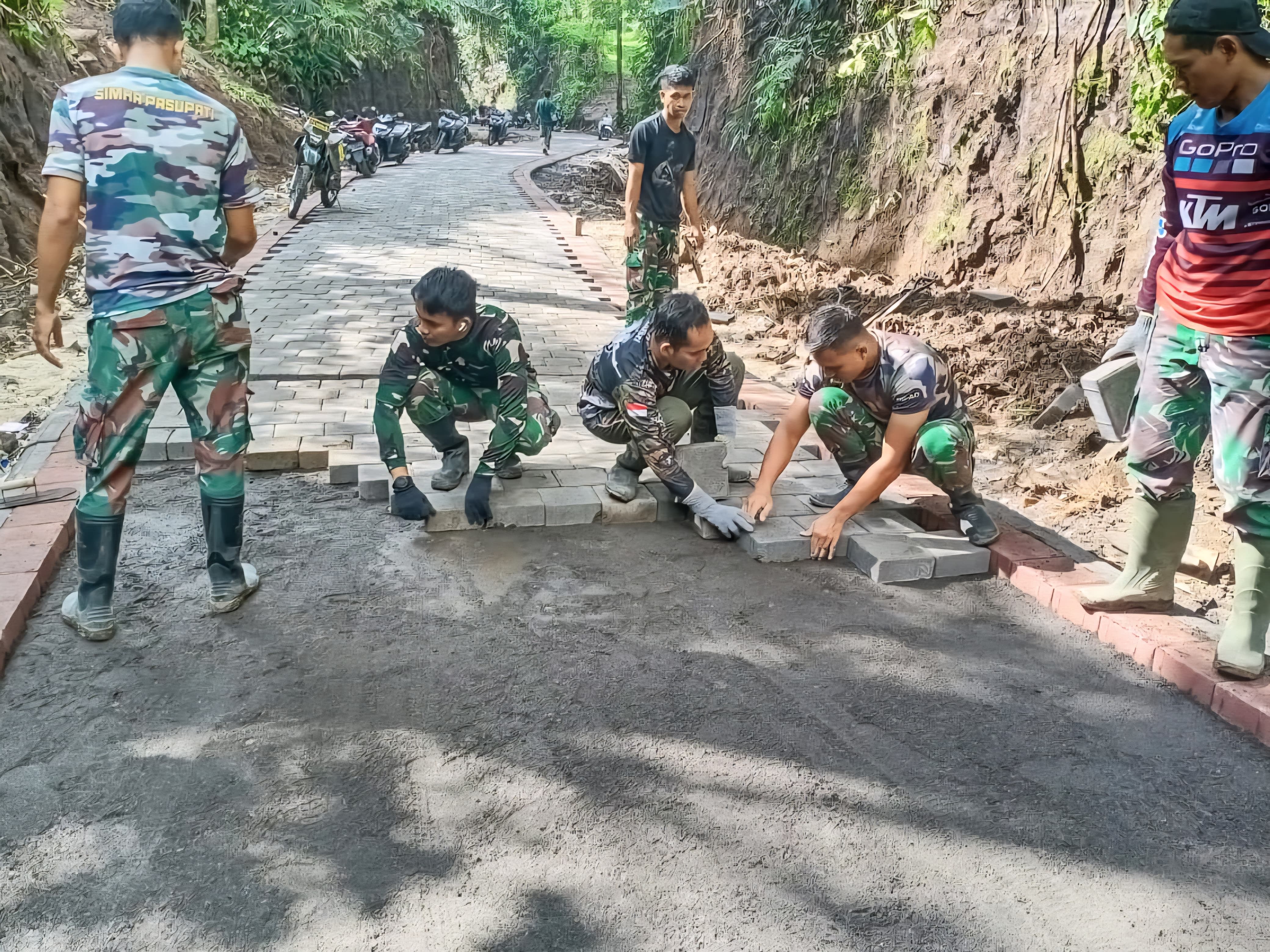 Hampir Tuntas Progres Pengerjaan Infrastruktur Jalan dan Fasilitas Lain oleh Satgas TMMD Kodim 1611/Badung