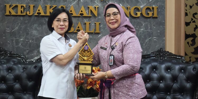 Wujudkan Akses Keadilan bagi Masyarakat, Kanwil Kemenkum Bali Ajak Kejati Bali Bersinergi