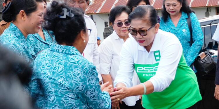 Ibu Putri Koster Ajak Masyarakat Ubah Mindset: Dari Membuang Sampah Menjadi Mengolah Sampah