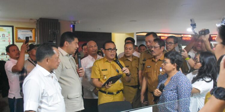 Menteri PKP RI, Maruarar Sirait Apresiasi Pelayanan PBG di MPP Kota Denpasar