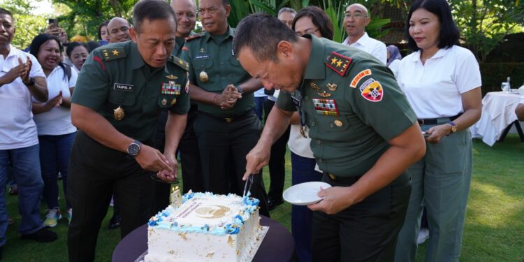 Syukuran HUT Ke-54 KORPRI, Pangdam Tekankan Profesionalisme ASN Kodam IX/Udayana