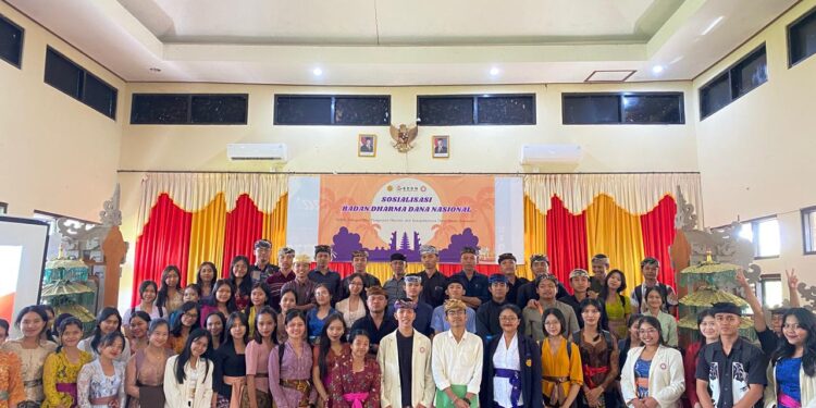 BDDN Gandeng PC KMHDI Karangasem: Sosialisasi Penguatan Dharma dan Kesejahteraan Umat Digelar di STKIP Amlapura