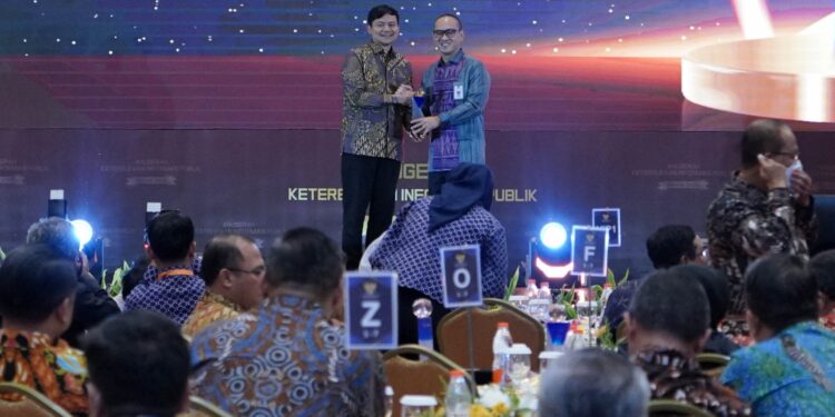 Kemenkum Raih Badan Publik Informatif 4 Tahun Berturut-turut